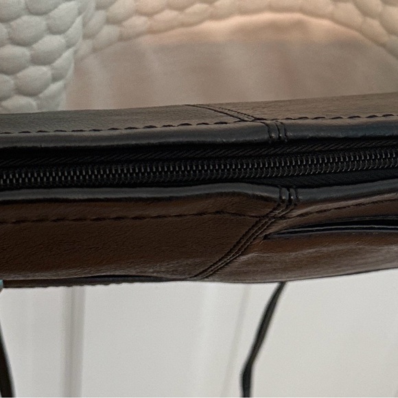 The Sak Black Crossbody Bag - Picture 4 of 8